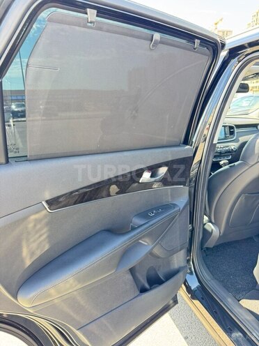 Kia Sorento-12