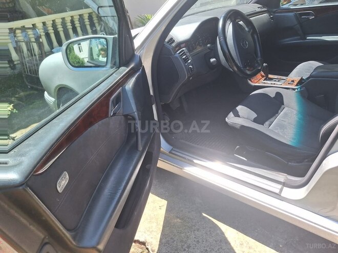 Mercedes E 240 1998, 270,000 km - 2.4 l - Balakən