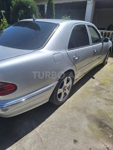 Mercedes E 240 1998, 270,000 km - 2.4 l - Balakən