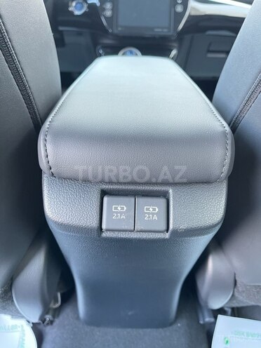 Toyota Prius Prime 2020, 32,000 km - 1.8 l - Bakı