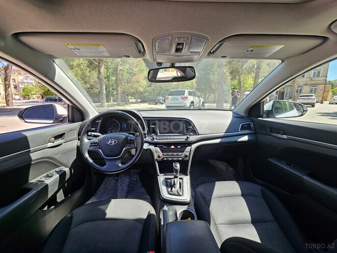 Hyundai Elantra 2017, 128,000 km - 2.0 л - Bakı