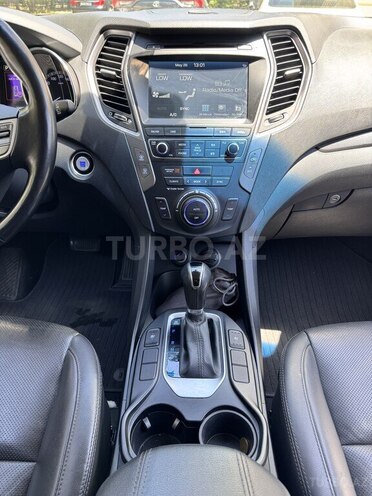 Hyundai Santa Fe 2016, 235,000 km - 2.0 л - Bakı