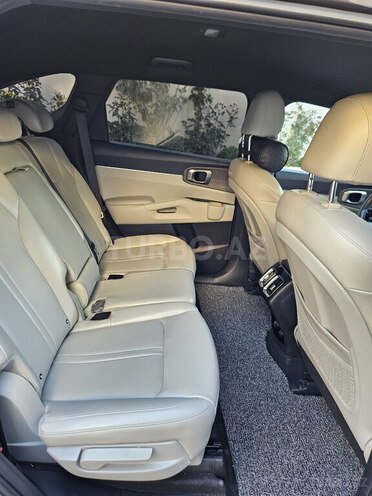 Kia Sorento-8