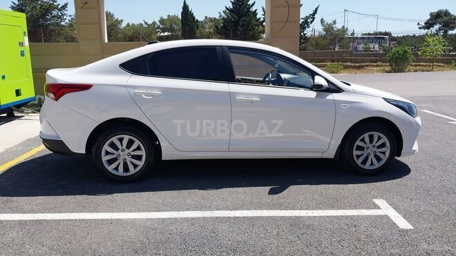 Hyundai Accent 2021, 57,600 km - 1.6 л - Bakı