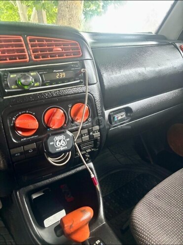 Volkswagen Golf 1998, 150,000 km - 2.0 l - Bərdə