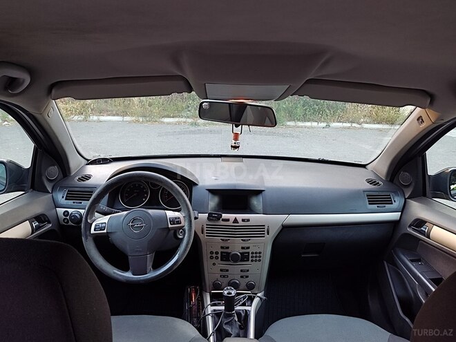 Opel Astra 2007, 233,000 km - 1.4 l - Bakı