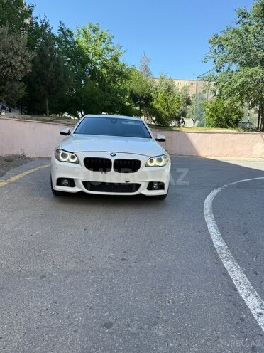 BMW 520 2014, 242,000 km - 2.0 l - Bakı