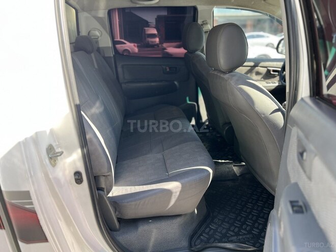 Toyota Hilux 2012, 224,270 km - 2.5 l - Bakı