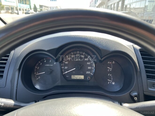 Toyota Hilux 2012, 224,270 km - 2.5 l - Bakı