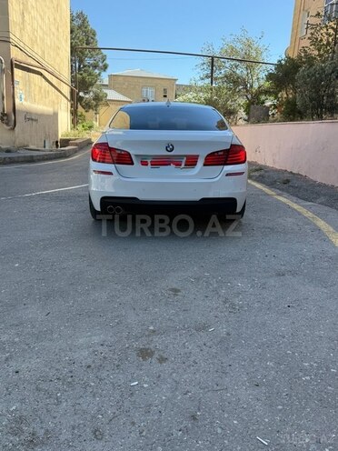 BMW 520 2014, 242,000 km - 2.0 l - Bakı