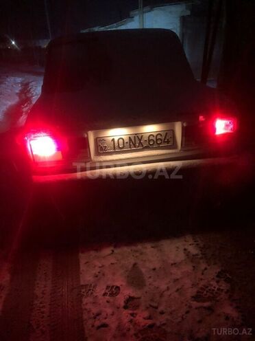 LADA (VAZ) 2107 2004, 95,000 km - 1.6 л - Salyan