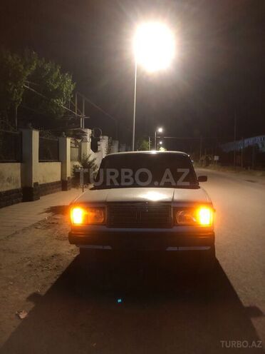 LADA (VAZ) 2107 2004, 95,000 km - 1.6 л - Salyan