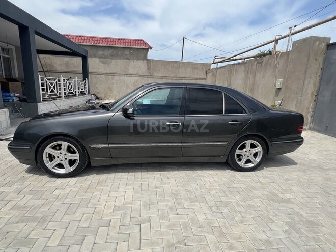 Mercedes E 220 d 2000, 520,000 km - 2.2 l - Bakı