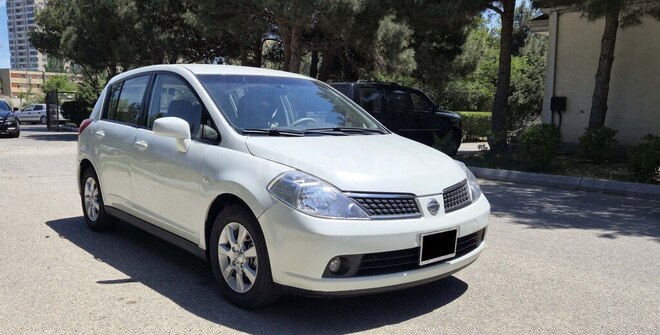 Nissan Tiida 2008, 215,000 km - 1.6 l - Bakı
