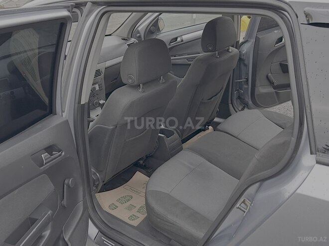 Opel Astra 2005, 236,000 km - 1.4 l - Bakı