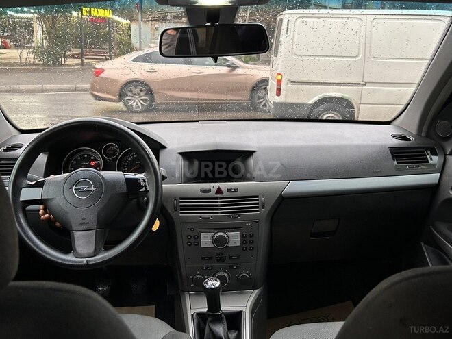 Opel Astra 2005, 236,000 km - 1.4 l - Bakı