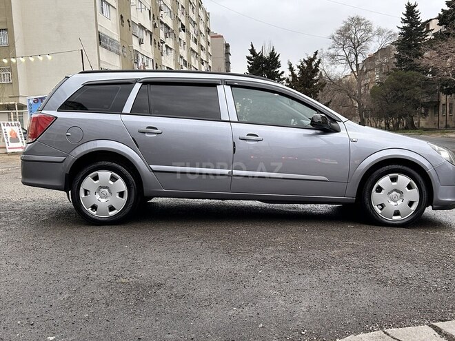 Opel Astra 2005, 236,000 km - 1.4 l - Bakı