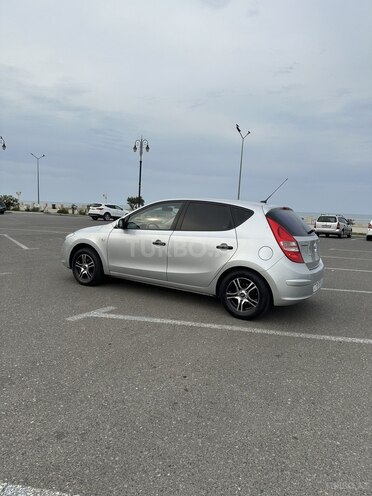 Hyundai i30 2008, 200,000 km - 1.4 л - Sumqayıt