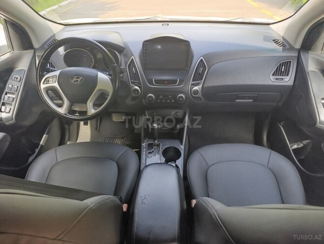 Hyundai ix35 2013, 193,000 km - 2.0 l - Qazax