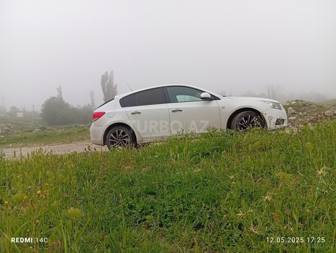 Chevrolet Cruze 2011, 276,123 km - 1.6 л - Bakı