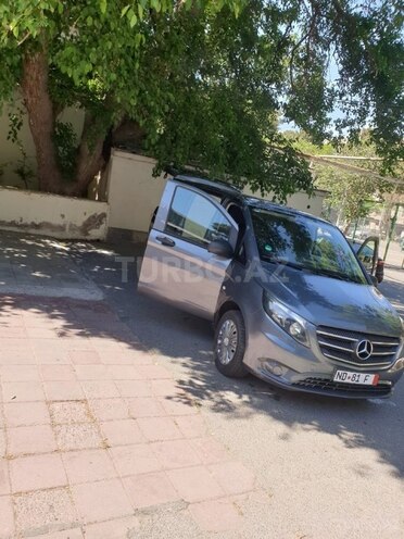 Mercedes Vito 116 2017, 2,800,000 km - 2.2 l - Bakı