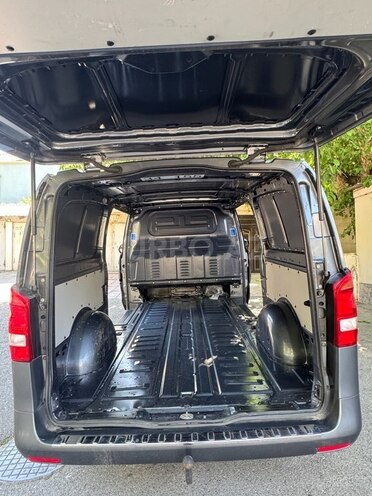 Mercedes Vito 116 2017, 2,800,000 km - 2.2 l - Bakı
