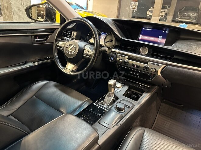 Lexus ES 200 2017, 156,300 km - 2.0 л - Bakı