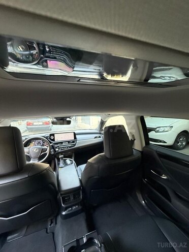 Lexus ES 250 2023, 31,500 km - 2.5 l - Bakı