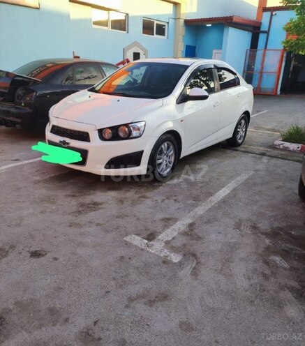 Chevrolet Aveo-1