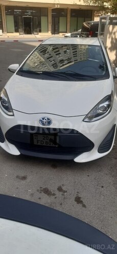 Toyota Aqua 2017, 175,000 km - 1.5 l - Bakı