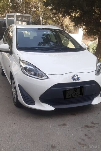 Toyota Aqua 2017, 175,000 km - 1.5 l - Bakı