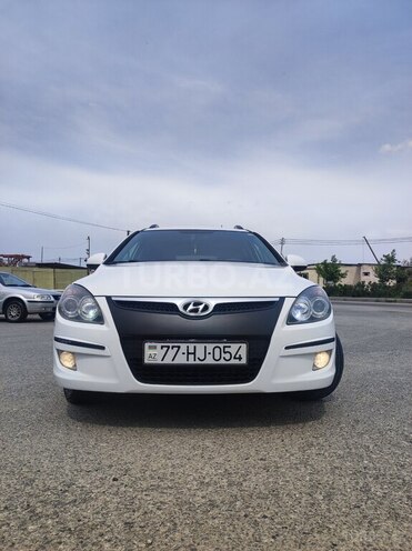 Hyundai i30 2010, 330,000 km - 1.6 л - Bakı
