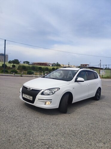 Hyundai i30 2010, 330,000 km - 1.6 л - Bakı