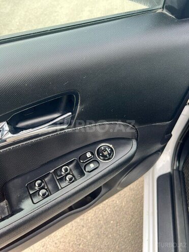 Hyundai i30 2010, 330,000 km - 1.6 л - Bakı