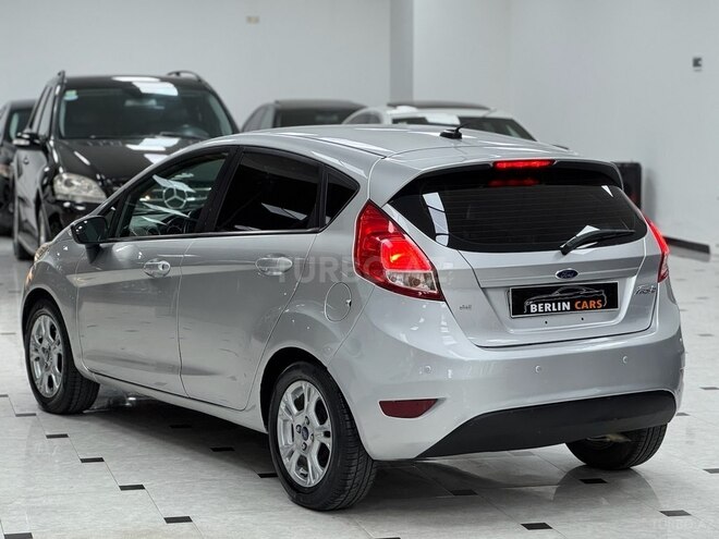Ford Fiesta 2014, 187,000 km - 1.6 l - Bakı