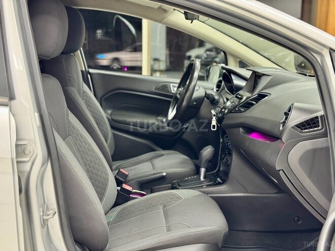 Ford Fiesta 2014, 187,000 km - 1.6 l - Bakı