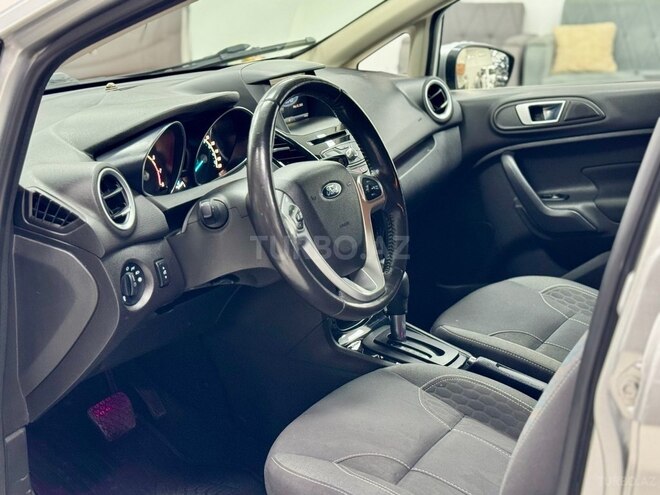 Ford Fiesta 2014, 187,000 km - 1.6 l - Bakı