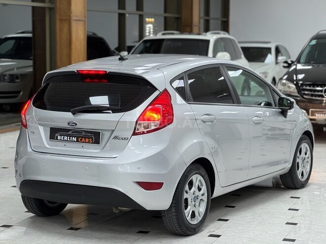 Ford Fiesta 2014, 187,000 km - 1.6 l - Bakı