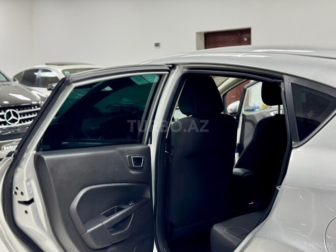 Ford Fiesta 2014, 187,000 km - 1.6 l - Bakı