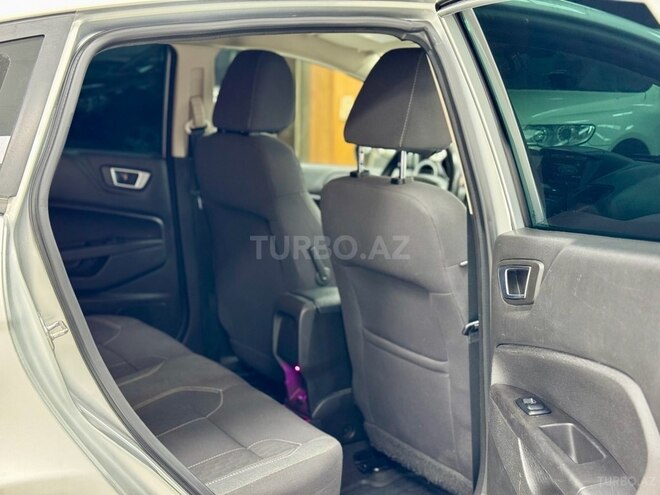 Ford Fiesta 2014, 187,000 km - 1.6 l - Bakı
