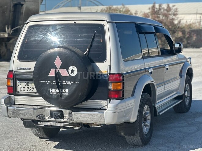 Mitsubishi Pajero 1995, 320,000 km - 2.8 l - Sumqayıt