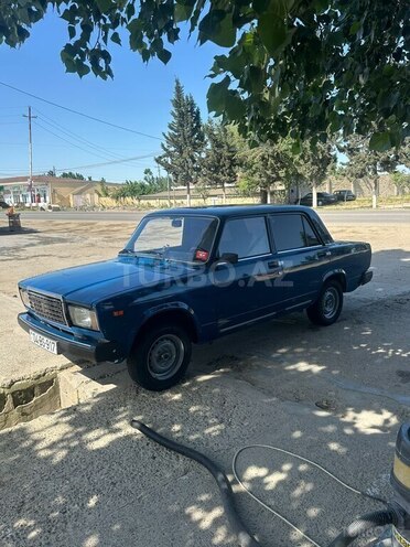 LADA (VAZ) 2107 2009, 75,000 km - 1.6 л - Salyan