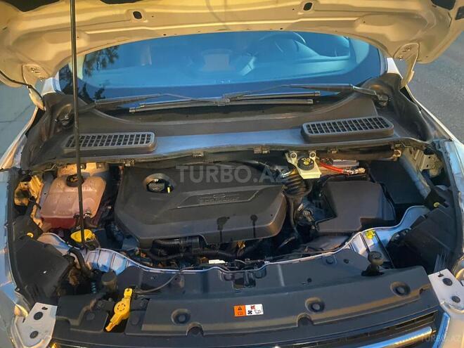Ford Kuga 2014, 298,000 km - 1.6 l - Bakı