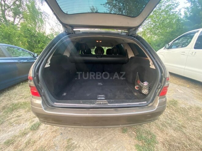 Mercedes E 220 d 2006, 469,000 km - 2.2 l - Salyan