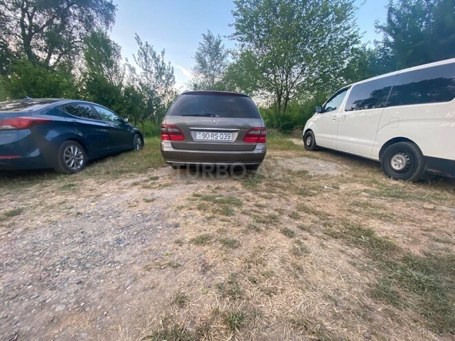 Mercedes E 220 d 2006, 469,000 km - 2.2 l - Salyan