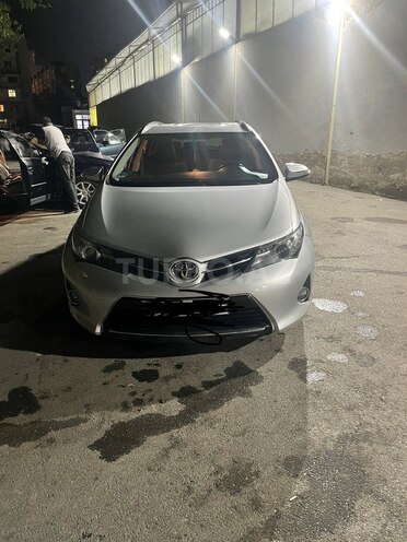 Toyota Auris 2013, 227,000 km - 1.4 л - Bakı