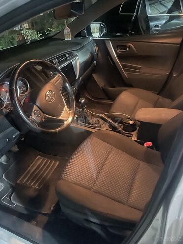 Toyota Auris 2013, 227,000 km - 1.4 л - Bakı