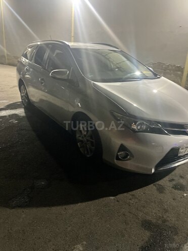 Toyota Auris 2013, 227,000 km - 1.4 л - Bakı