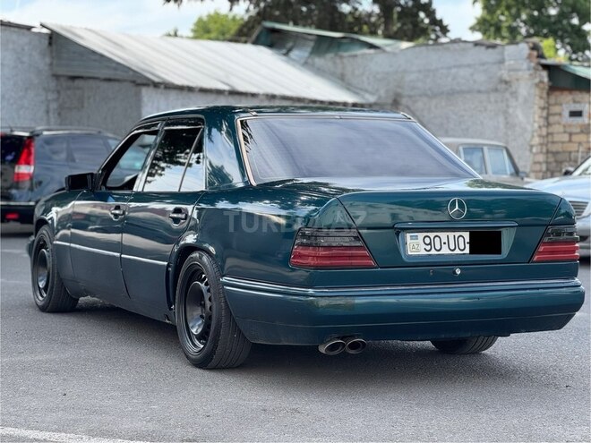 Mercedes E 280 1995, 450,000 km - 2.8 l - Göyçay