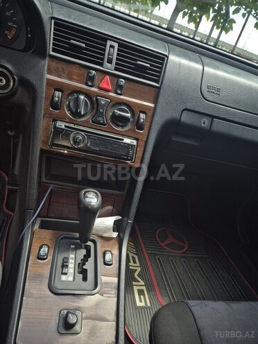 Mercedes C 180 1996, 310,000 km - 1.8 l - Xudat